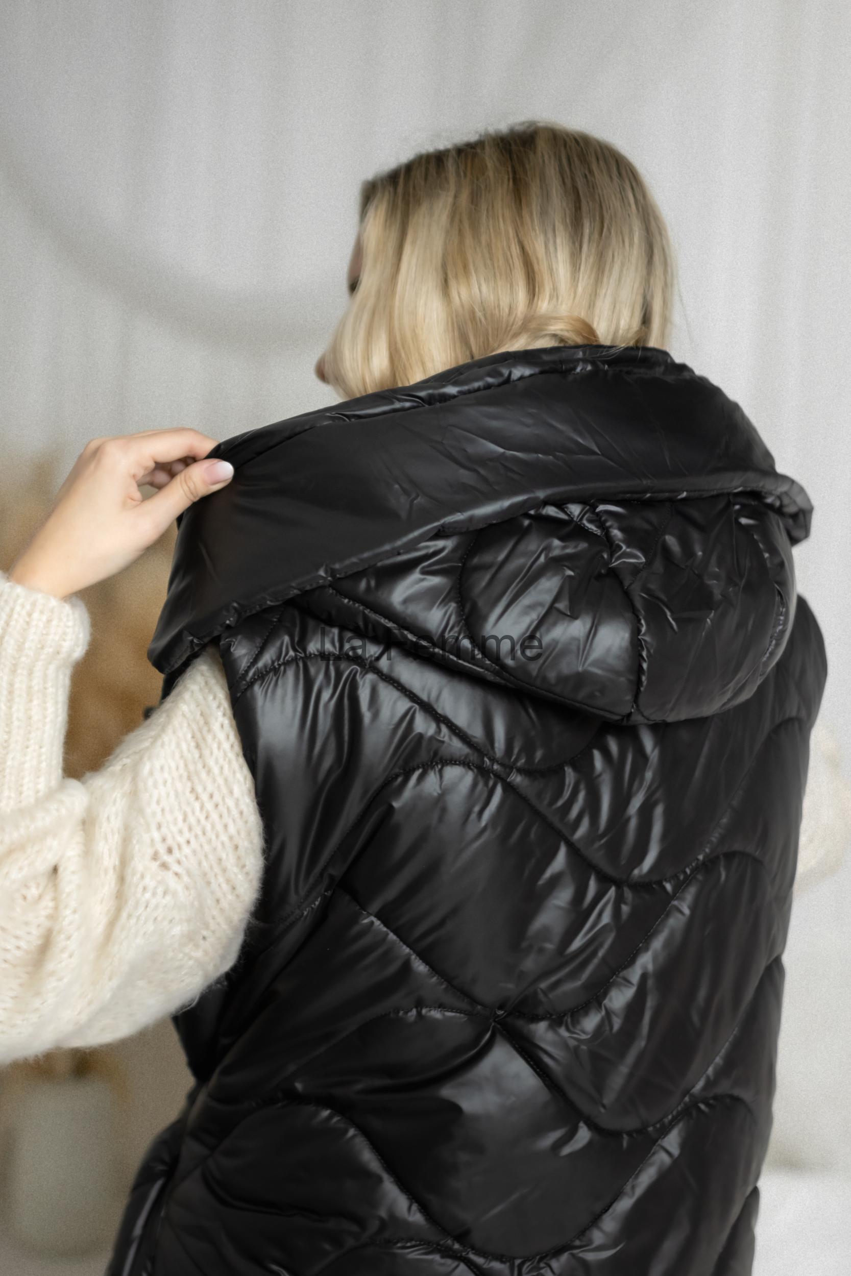 Dlouhá prošívaná dámská vesta Wave, Black