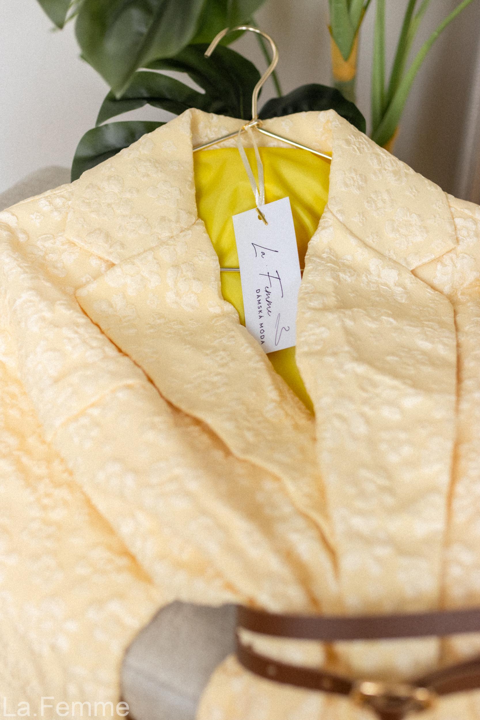 Sako Bianca, yellow